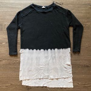 eooto Black Tunic Sweater
